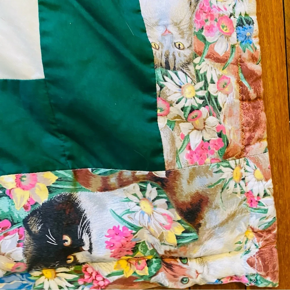 Vintage Handmade Cat Quilt 74” x 52”
